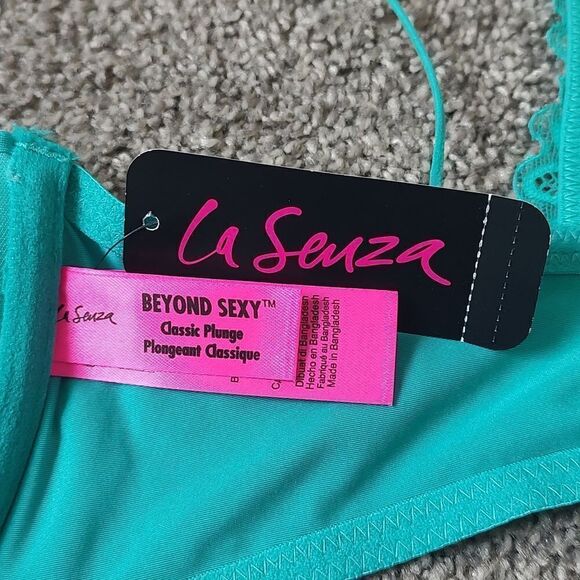 New With Tag La Senza Size 32D Beyond Sexy Classic Plunge Front-Close Bra - Picture 8 of 11